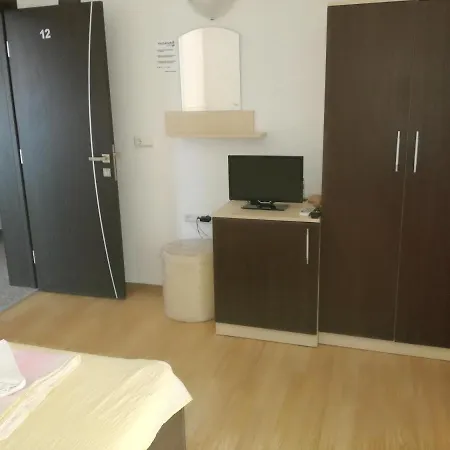 деневи 2* 프리모르스코